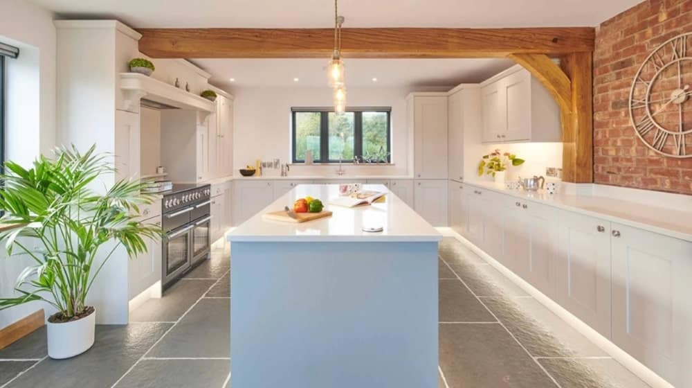 traditional-luxury-kitchen-canterbury traditional luxury kitchen in canterbury
