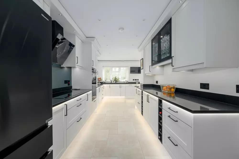 luxury-kitchen-02 White kitchen