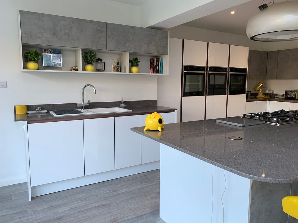 img0324 w2000 Kesseler img0324 w2000 Kesseler