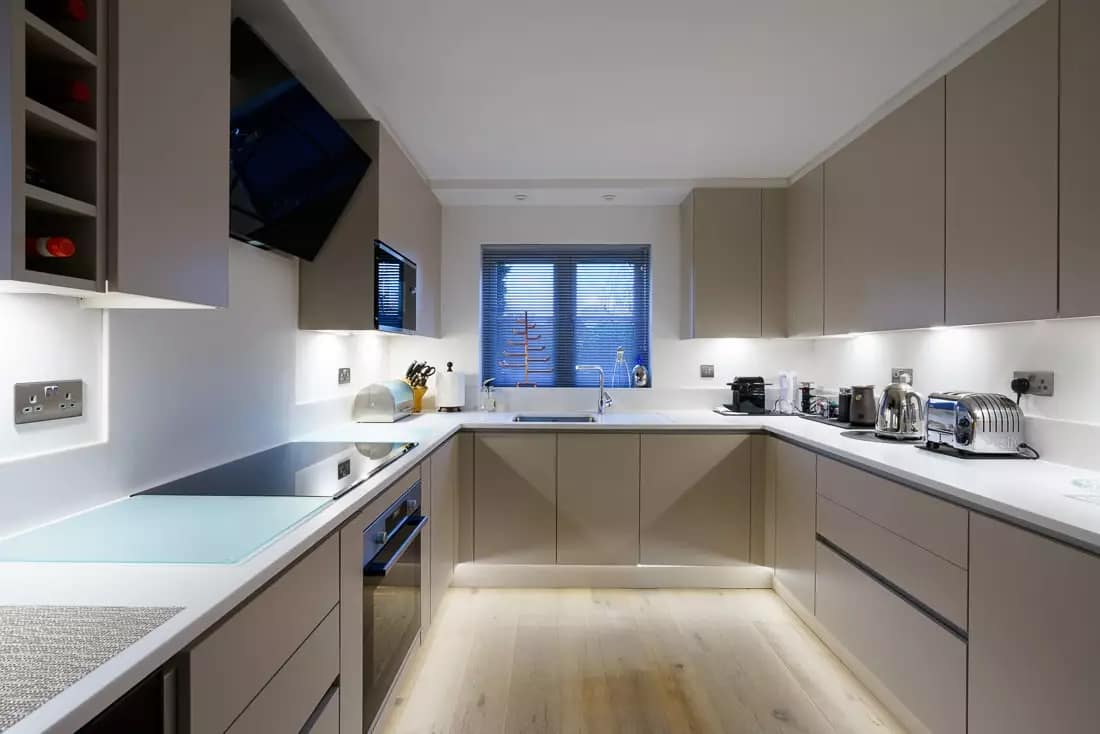 U-shape-kitchen-min Cashmere modern U-shape kitchen