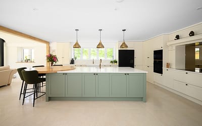 Aldbury Brooklands 001 Kesseler Feature: A Painted Shaker Country-Chic Kitchen
