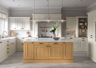 classic traditional madison kitchen ivory light oak hero min min Kesseler huntley painted shaker kitchen