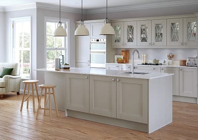 classic traditional madison ligh grey hero min Kesseler huntley painted shaker kitchen