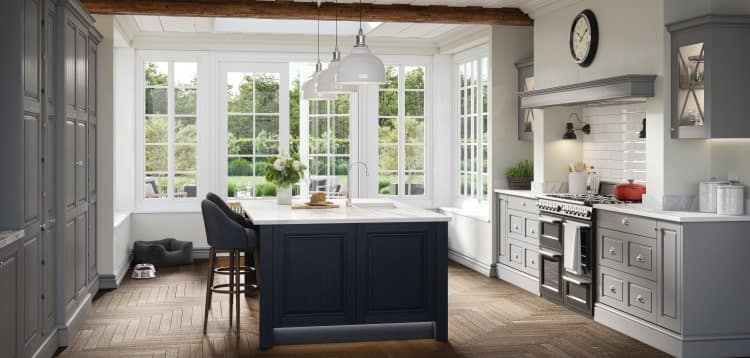 classic-kitchen-min traditional kitchen