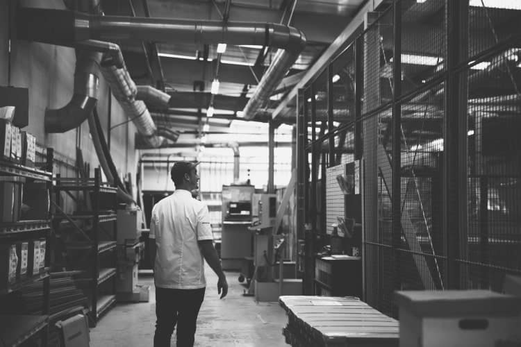 laurence-factory-1bw-min laurence factory 1bw min Kesseler