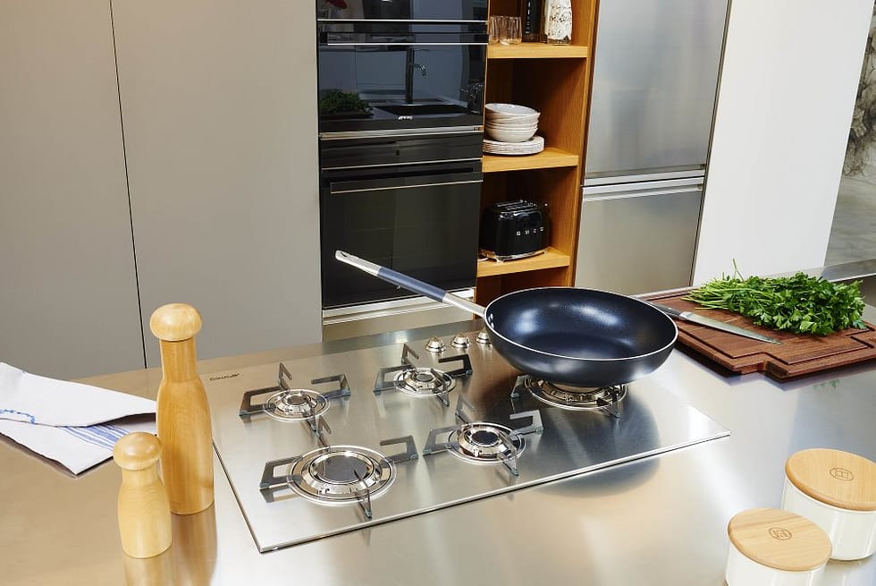 Induction or Gas Which hob is best for your new kitchen?